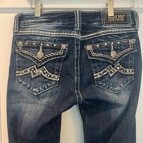 Miss Me Easy Boot Cut Dark Wash Embellished Low Rise Jeans Size 26 - Picture 7 of 10